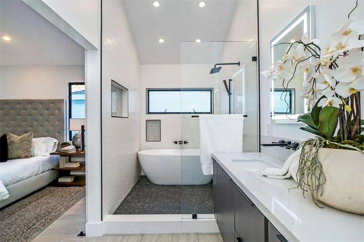 Mint Builders and Bathroom Remodeling Transforms Orlando Home Spaces with Premium Renovation Services