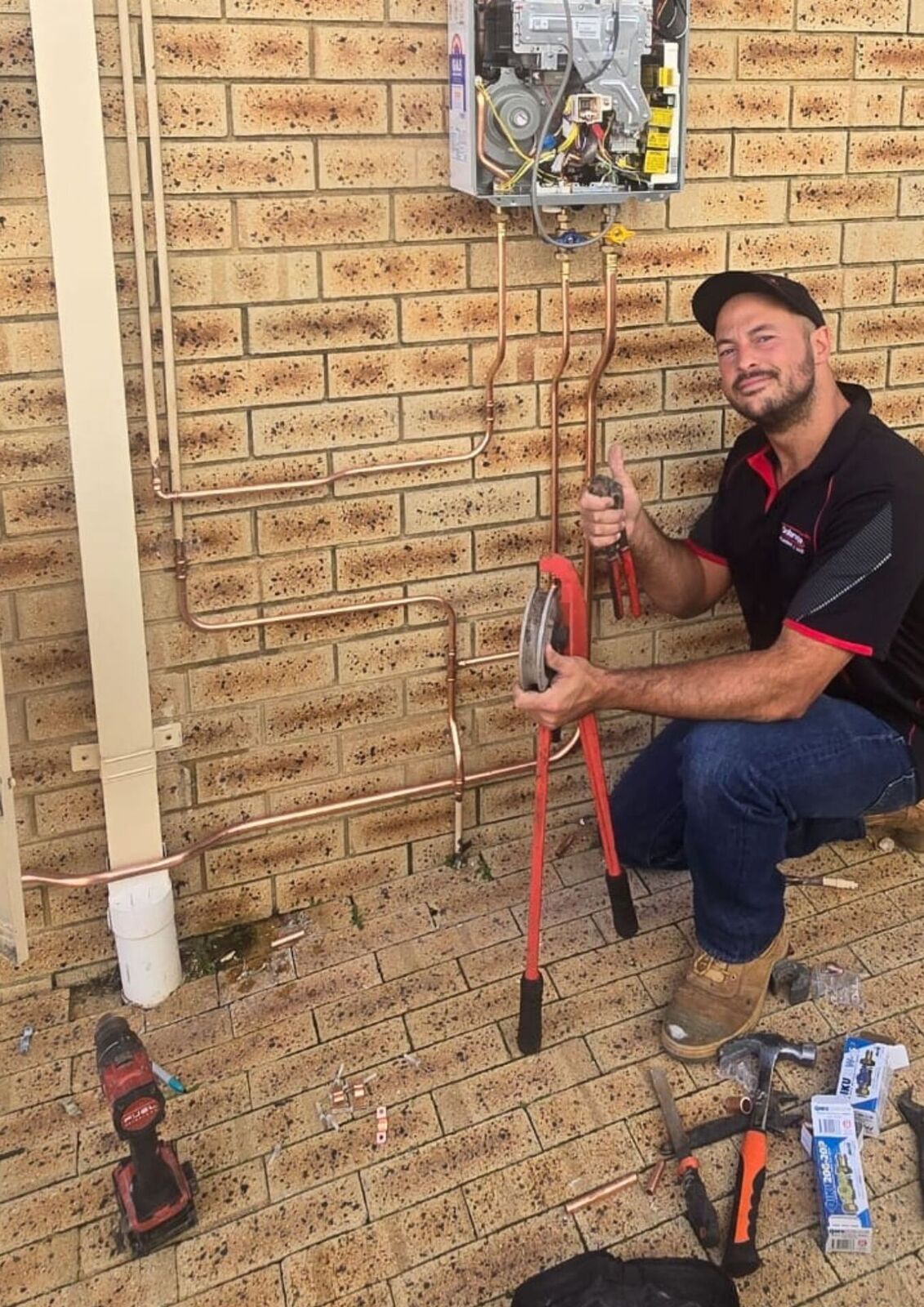 Gwen Plumbing Celebrates 15 Years: Launches Enhanced 24/7 Emergency Services for Hot Water & Burst Pipes in Fremantle